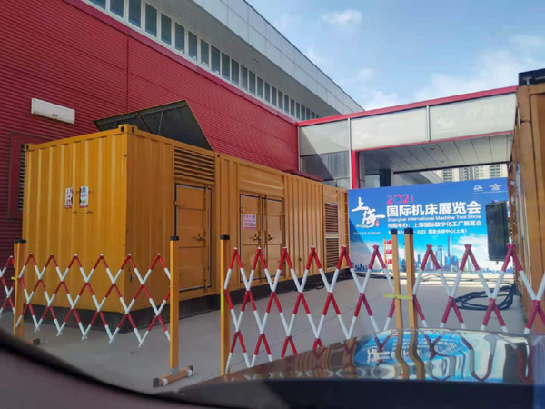 新邱出租发电机-柴油发电机和汽油发电机哪个更好一些?