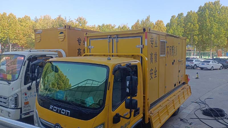 新邱柴油发电机组和UPS电源如何配合工作?