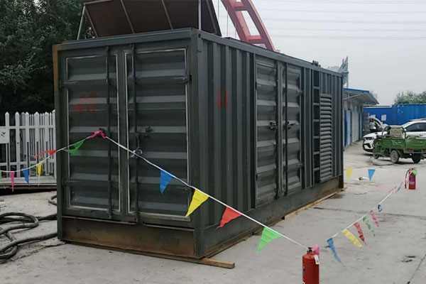 新邱发电机租赁空气滤清器多久更换一次?
